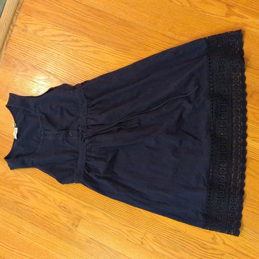Momzelle lace hem nursing dress